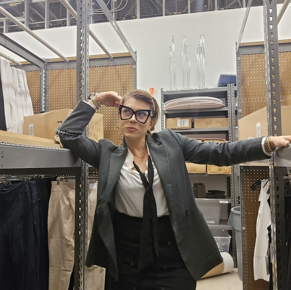 Mostly Chicos & Banana Republic - Picture 7 of 11